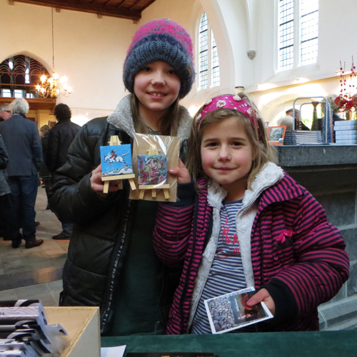 2 fans op de kerstmarkt