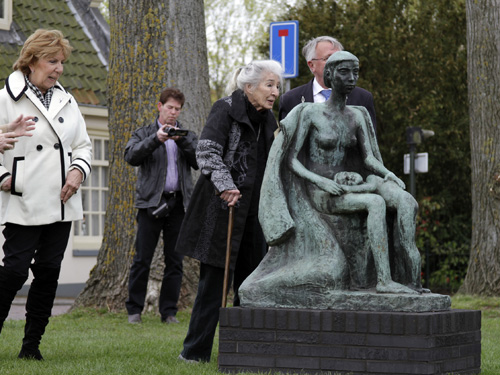 weesp monument